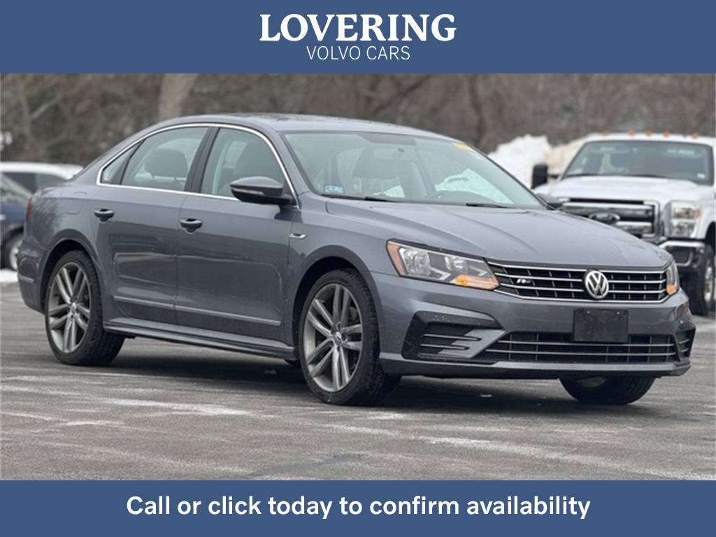 2017 Volkswagen Passat R-Line