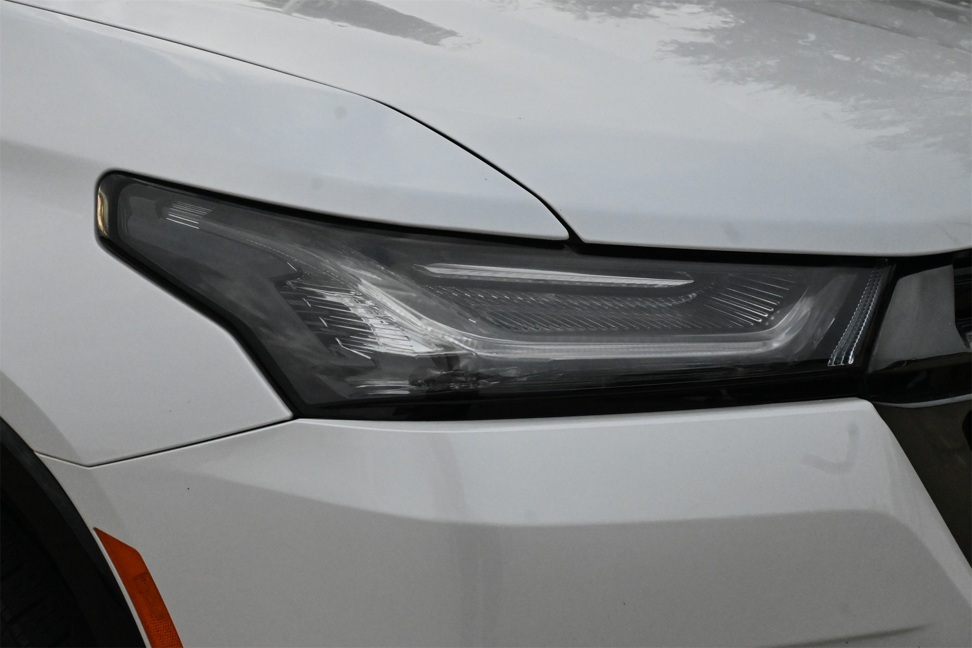 2022 Chevrolet Traverse Premier White at Bayshore Chrysler Jeep Dodge Ram