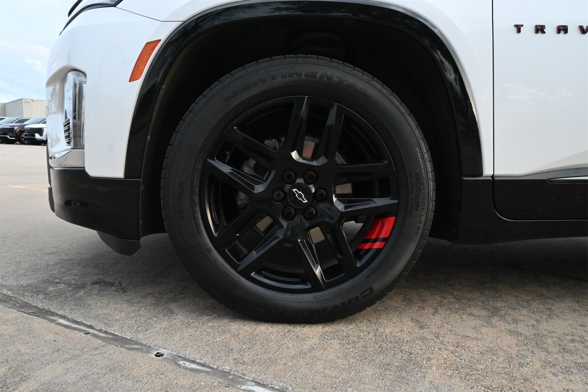 2022 Chevrolet Traverse Premier White at Bayshore Chrysler Jeep Dodge Ram