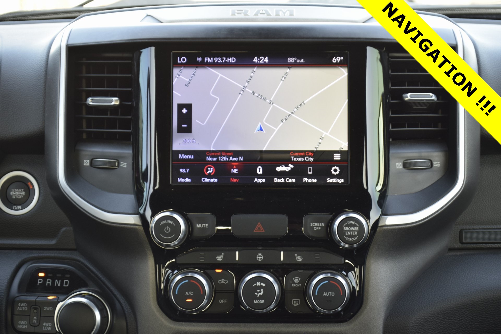 2021 Ram 1500 Big Horn/Lone Star - 3