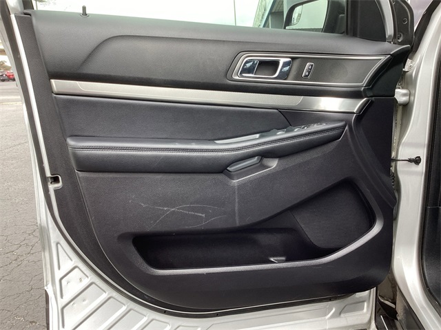 Used Car 2019 Ford Explorer  Xlt For Sale Under $20,000 In San Antonio, Texas