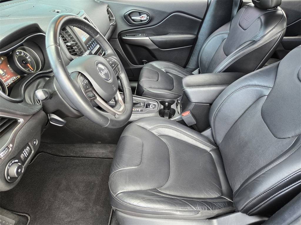 2021 Jeep Cherokee Latitude Lux - 11