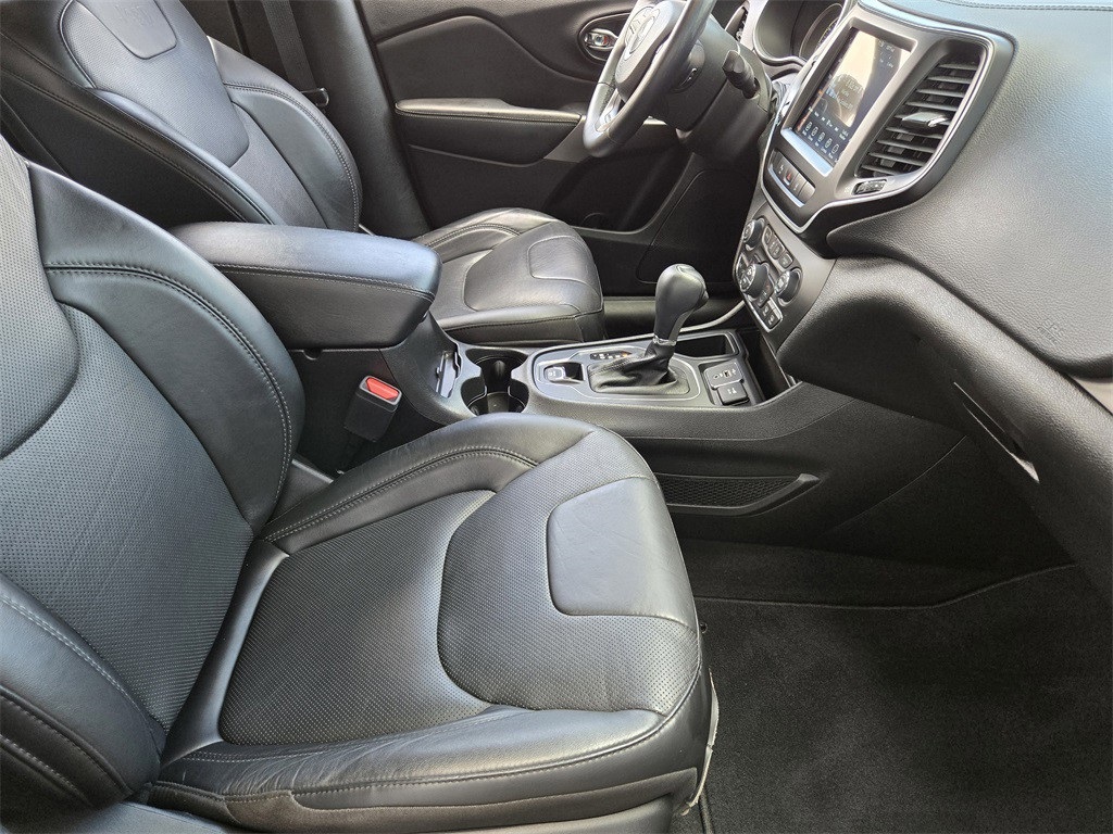 2021 Jeep Cherokee Latitude Lux Black at Martin Chrysler Dodge Jeep Ram