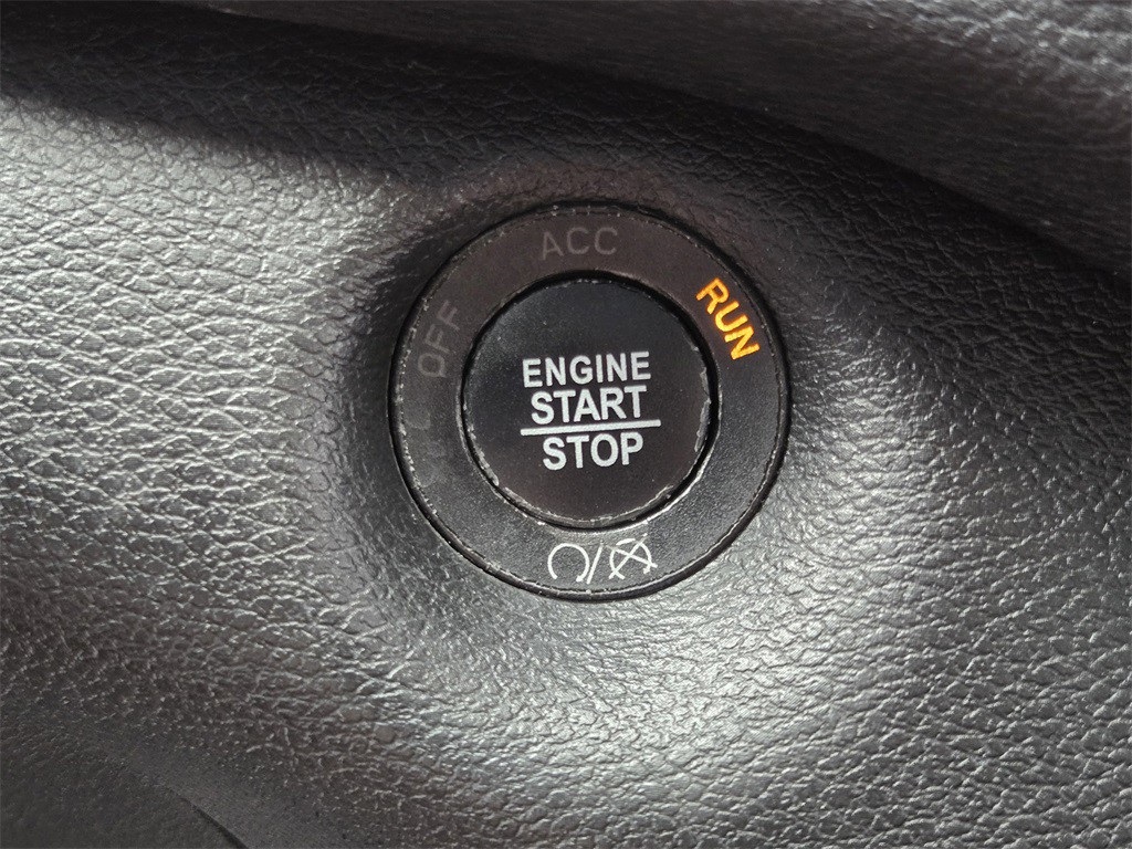 2021 Jeep Cherokee Latitude Lux Black at Martin Chrysler Dodge Jeep Ram