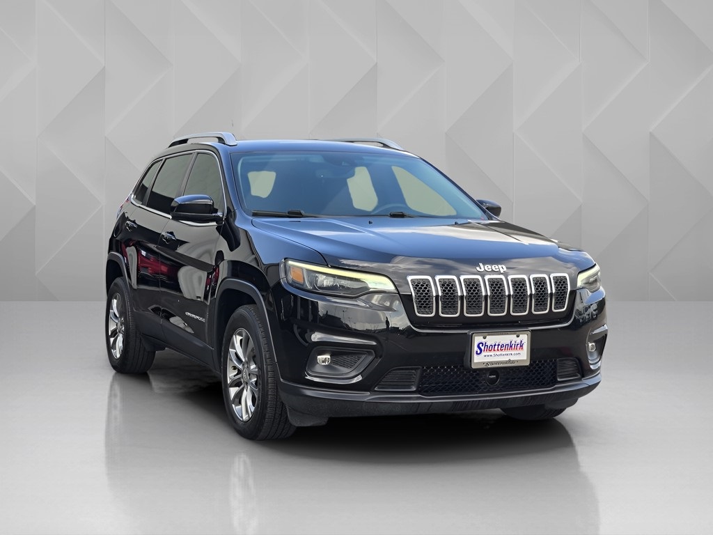2021 Jeep Cherokee Latitude Lux - 2