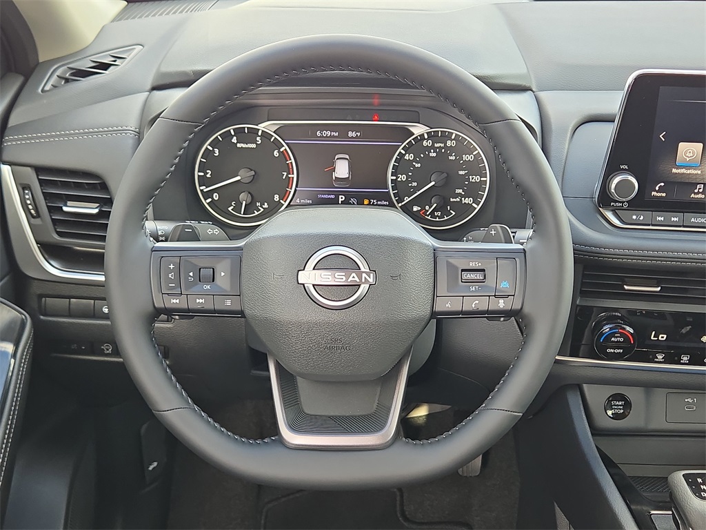 2026 Nissan Rogue SV - 10