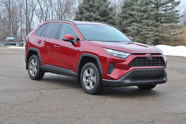 2023 Toyota RAV4 XLE AWD