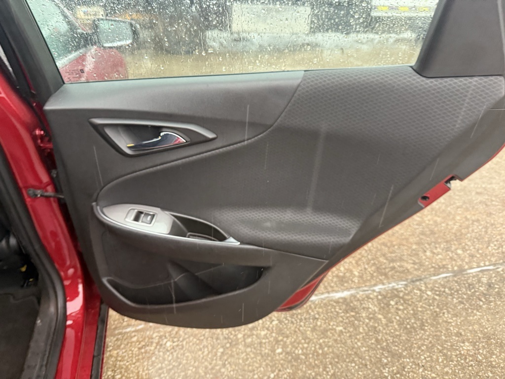 2016 Chevrolet Malibu LT Red at Autostrade