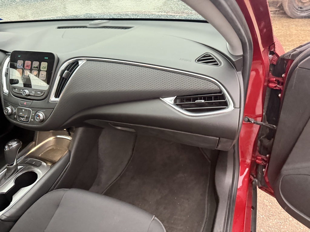 2016 Chevrolet Malibu LT Red at Autostrade