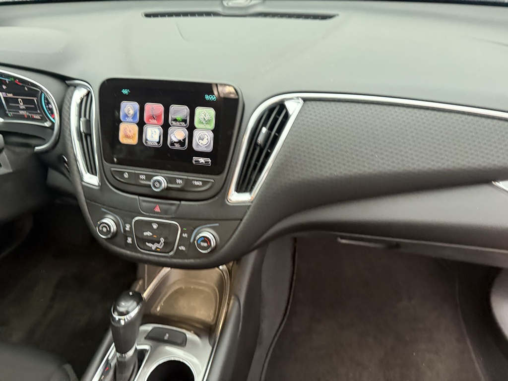 2016 Chevrolet Malibu LT Red at Autostrade