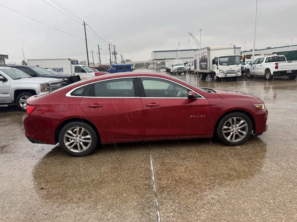 2016 Chevrolet Malibu LT Red at Autostrade