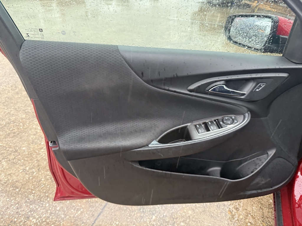 2016 Chevrolet Malibu LT Red at Autostrade