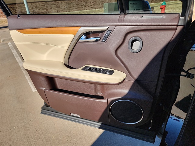 Used Car 2019 Lexus Rx  350 For Sale Under $35,000 In Plainview, Texas