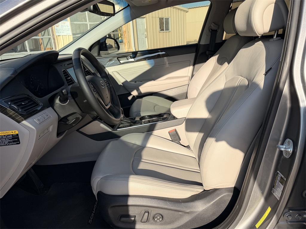 2017 Hyundai Sonata Hybrid Limited Gray at Autostrade