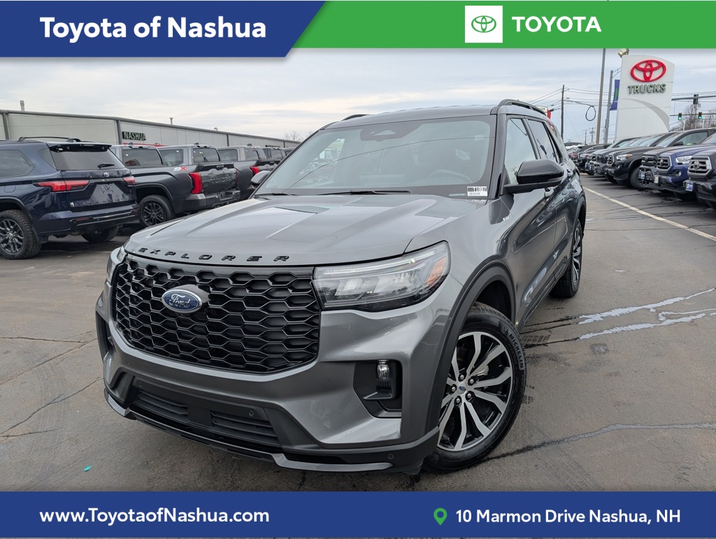 2025 Ford Explorer ST-Line AWD