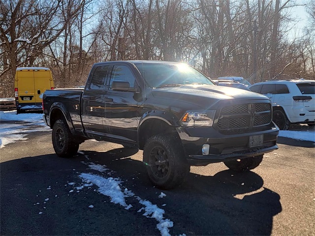 2014 RAM 1500 Express Quad Cab 4WD