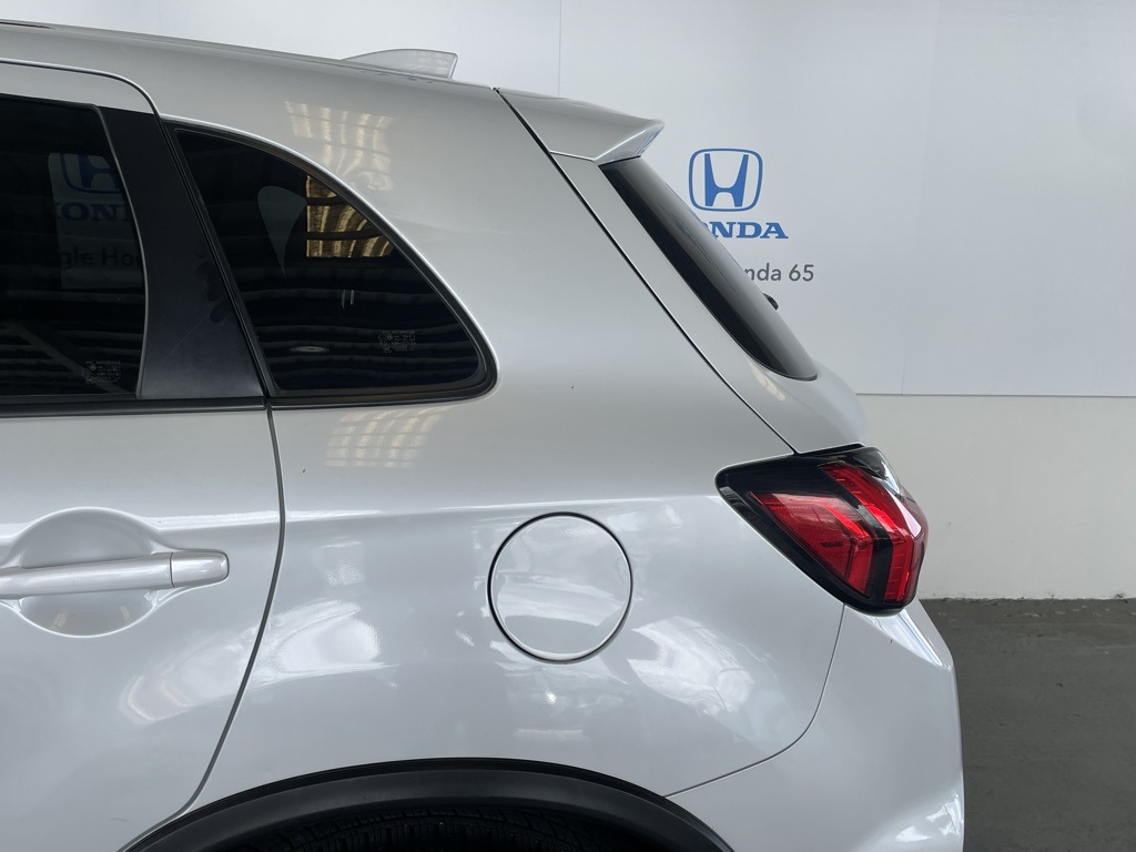 Thumbnail: 2024 Mitsubishi Outlander Sport - 24