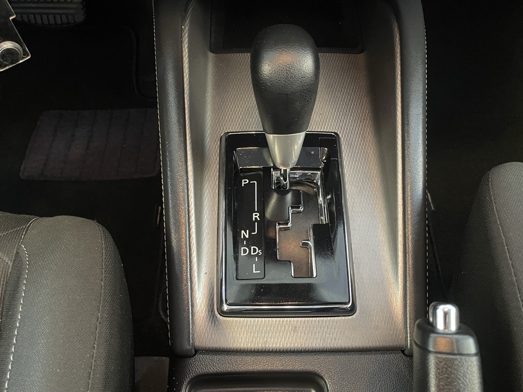 Thumbnail: 2024 Mitsubishi Outlander Sport - 28