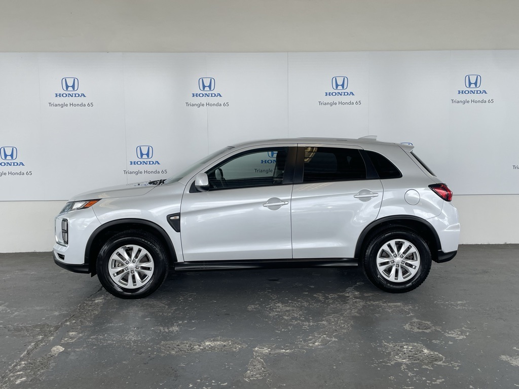 Thumbnail: 2024 Mitsubishi Outlander Sport - 3