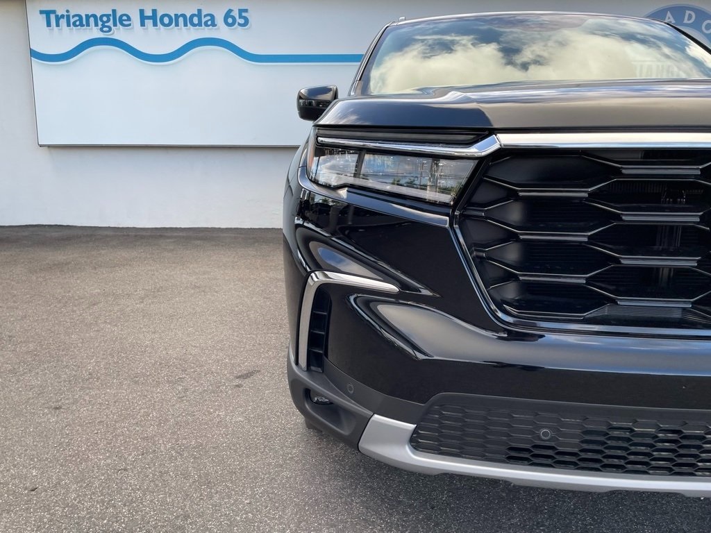 Thumbnail: 2025 Honda Pilot - 16