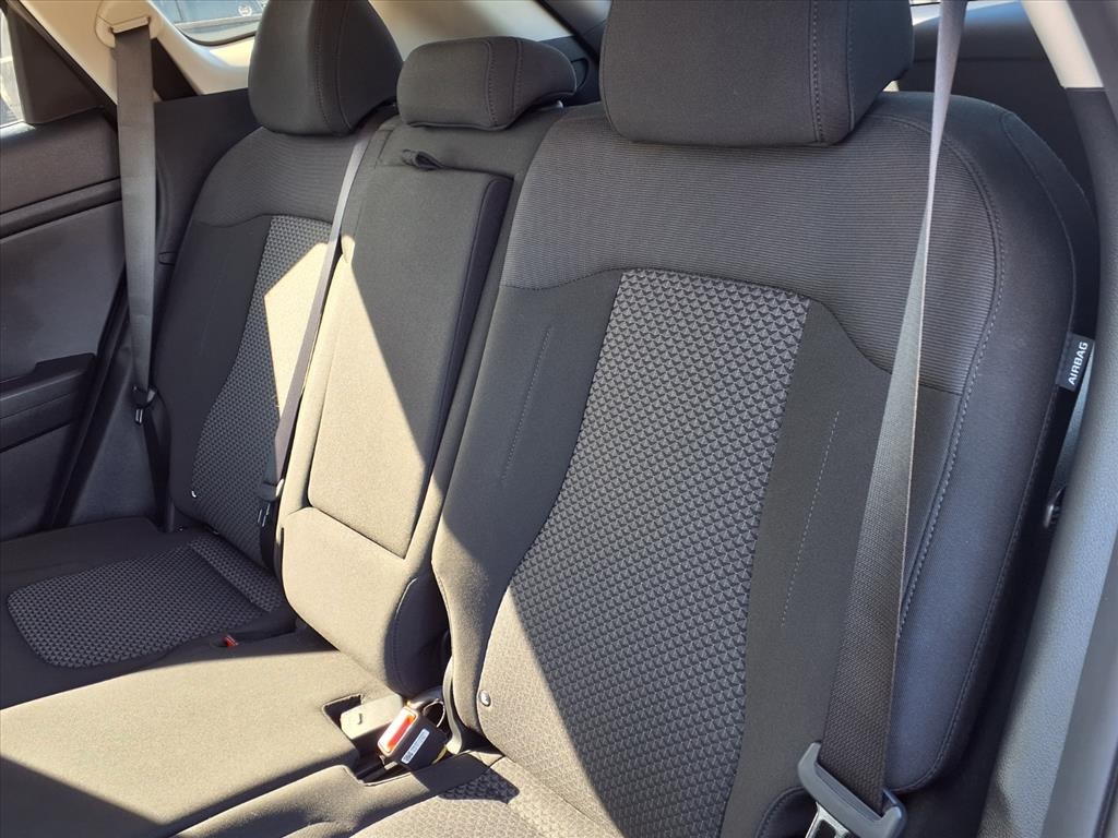 2025 Kia Sportage LX - 8