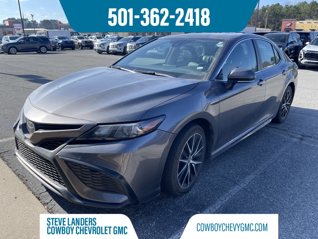 2024 Toyota Camry SE Nightshade FWD