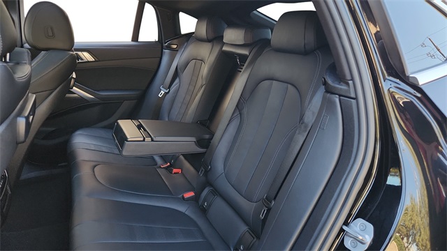 2022 BMW X6