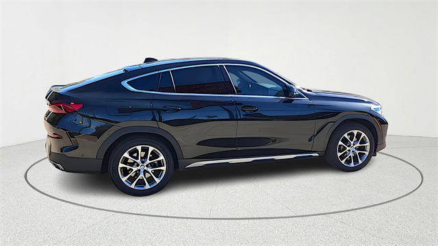 2022 BMW X6