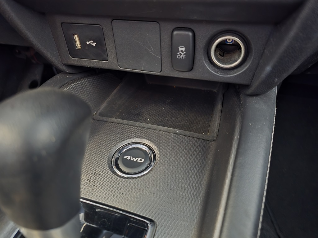 Thumbnail: 2024 Mitsubishi Outlander Sport - 12