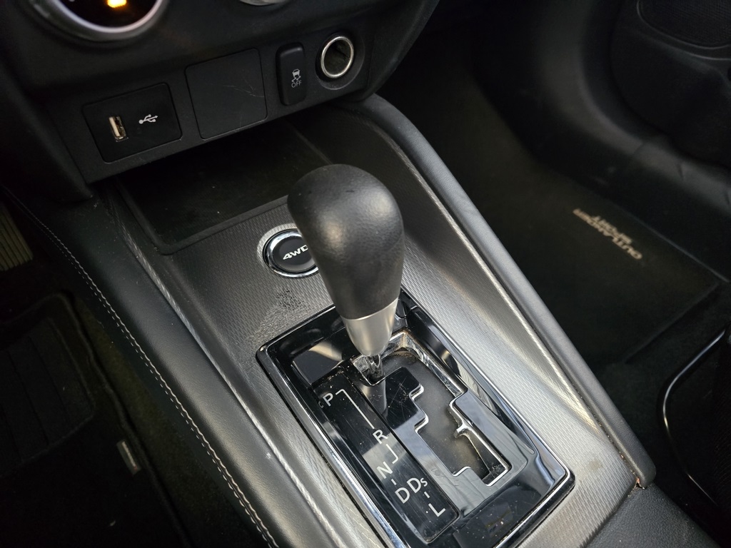 Thumbnail: 2024 Mitsubishi Outlander Sport - 13