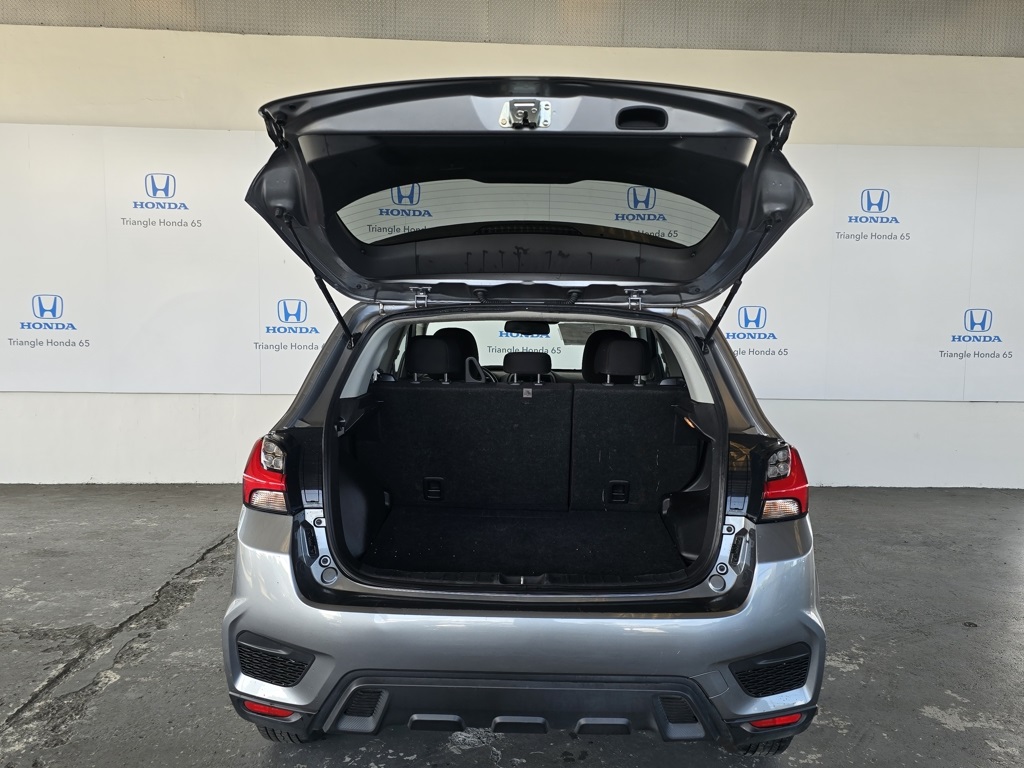 Thumbnail: 2024 Mitsubishi Outlander Sport - 28