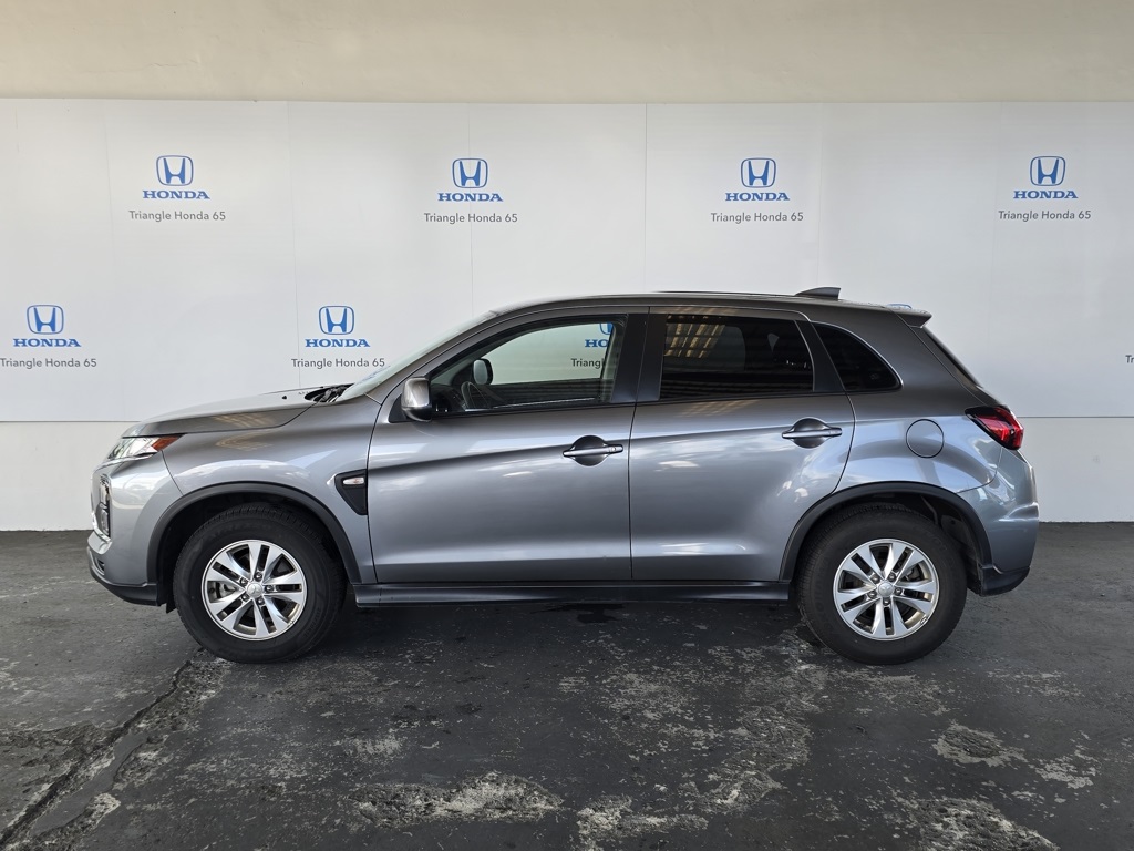 Thumbnail: 2024 Mitsubishi Outlander Sport - 3