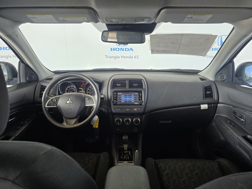 Thumbnail: 2024 Mitsubishi Outlander Sport - 7