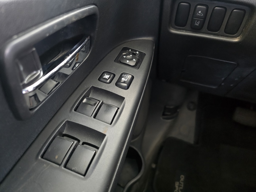 Thumbnail: 2024 Mitsubishi Outlander Sport - 8