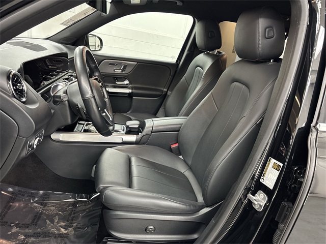 2023 Mercedes-Benz GLB Base