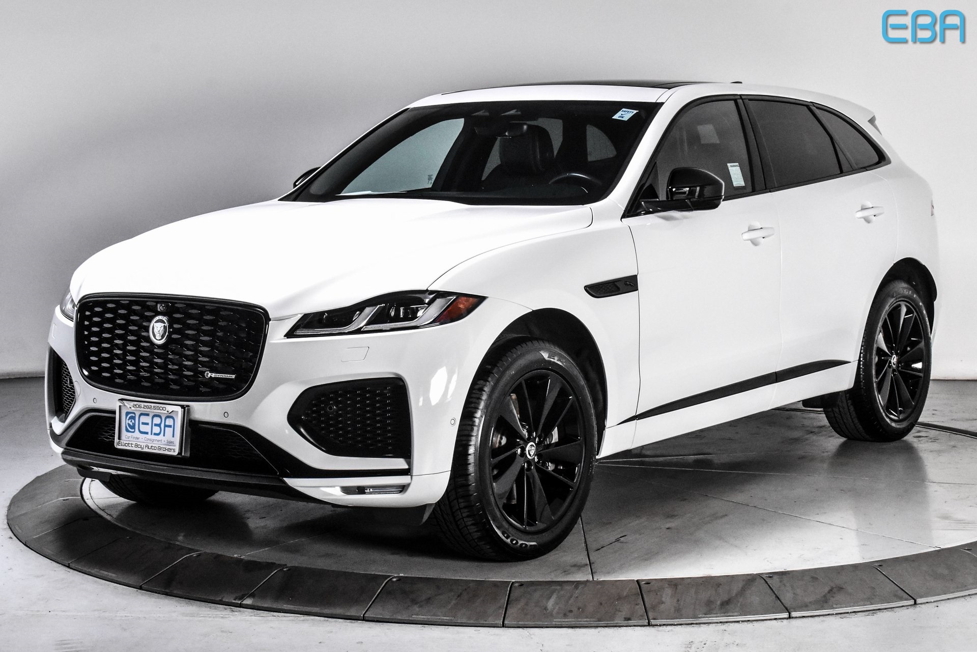 2024 Jaguar F-PACE P400 R-Dynamic S photo 2