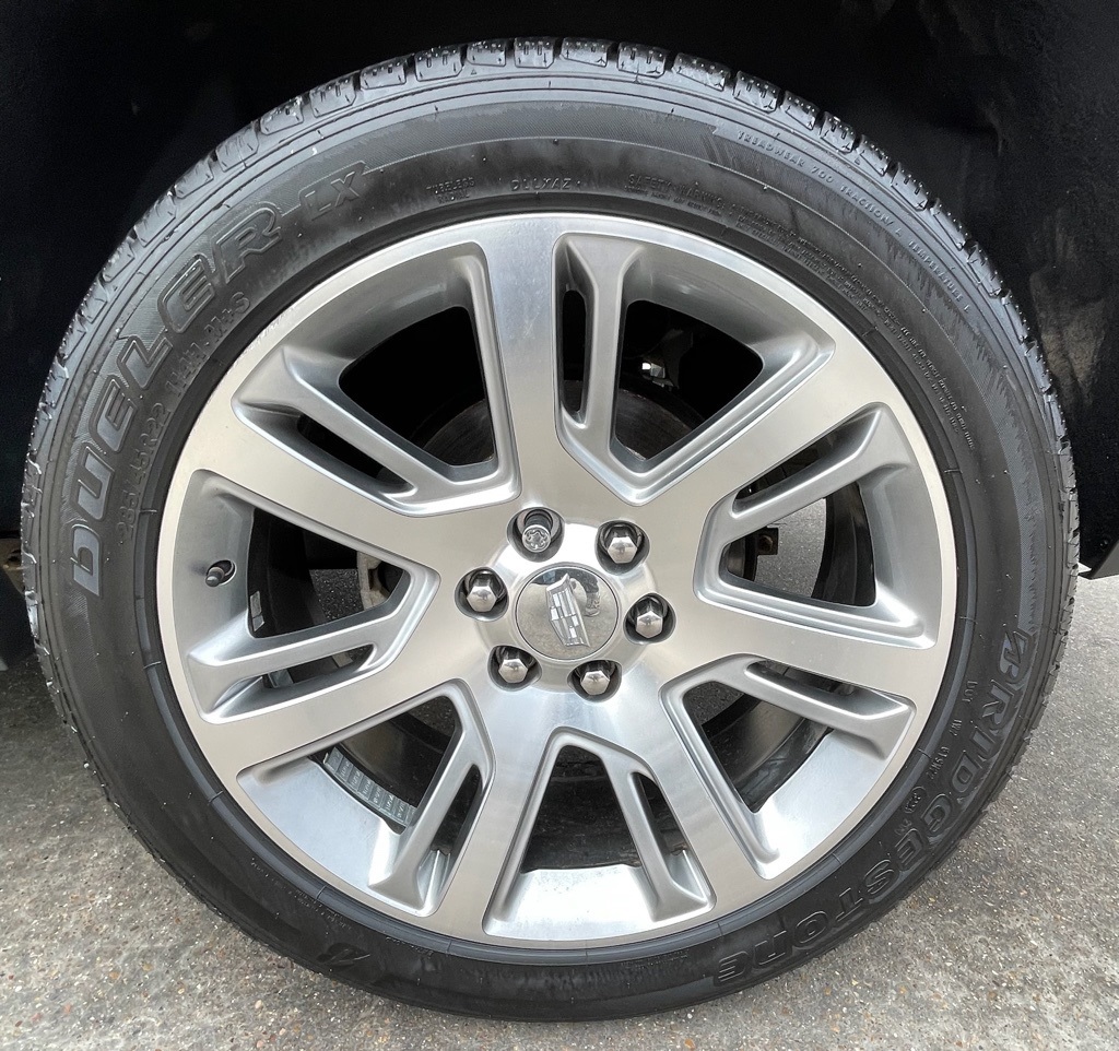 2015 Cadillac Escalade Luxury Gray at Ultimate Motorsports