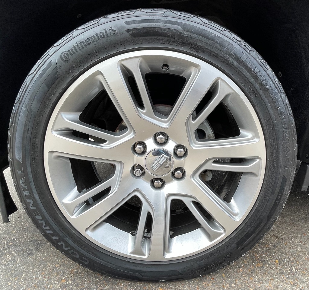 2015 Cadillac Escalade Luxury Gray at Ultimate Motorsports