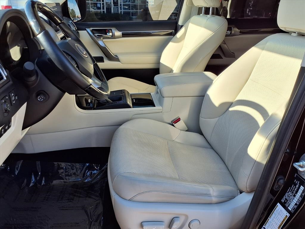 2023 Lexus GX 460 Black at River Oaks CDJR