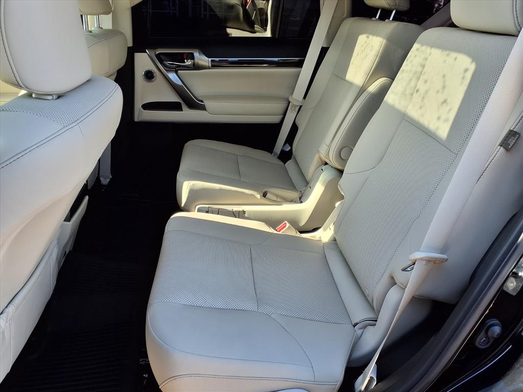 2023 Lexus GX 460 Black at River Oaks CDJR