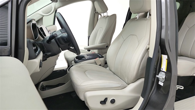 2019 Chrysler Pacifica Touring L Plus Gray at Durrett Motor Company