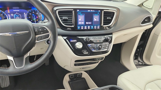 2019 Chrysler Pacifica Touring L Plus Gray at Durrett Motor Company