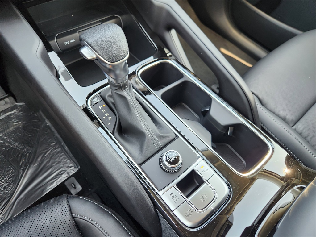 2025 Kia Telluride LX White at Shottenkirk Kia Fort Bend