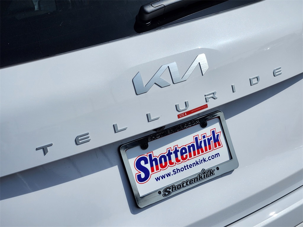 2025 Kia Telluride LX - 7