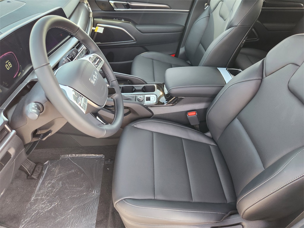 2025 Kia Telluride LX - 8