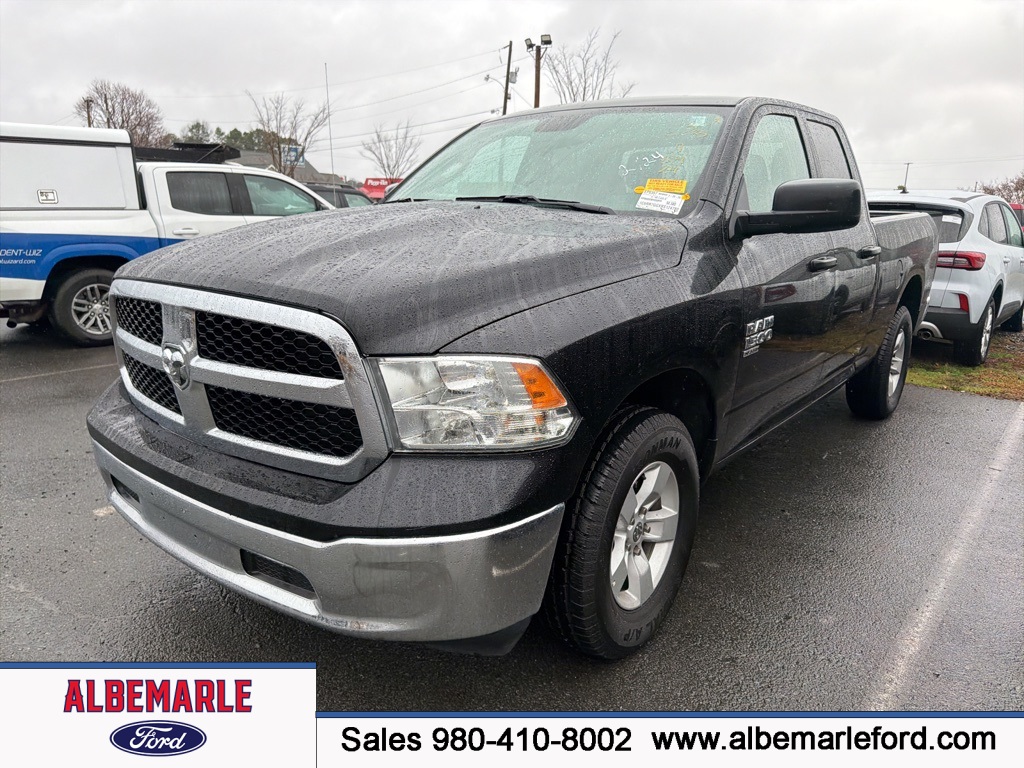 2024 RAM 1500 Classic SLT Quad Cab 4WD