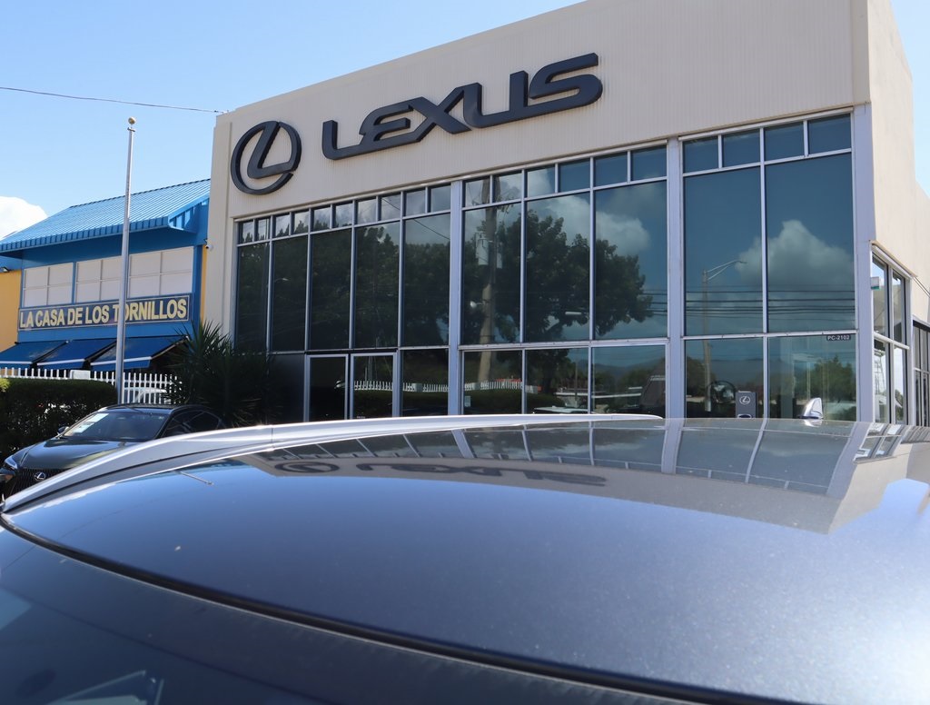 Thumbnail: 2024 Mitsubishi Outlander - 11