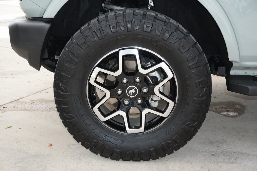 Used Car 2021 Ford Bronco  Outer Banks For Sale Under $40,000 In Weatherford, Texas