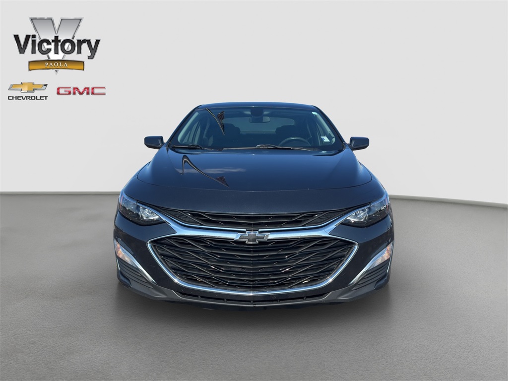 Used 2020 Chevrolet Malibu RS with VIN 1G1ZG5ST8LF136538 for sale in Kansas City