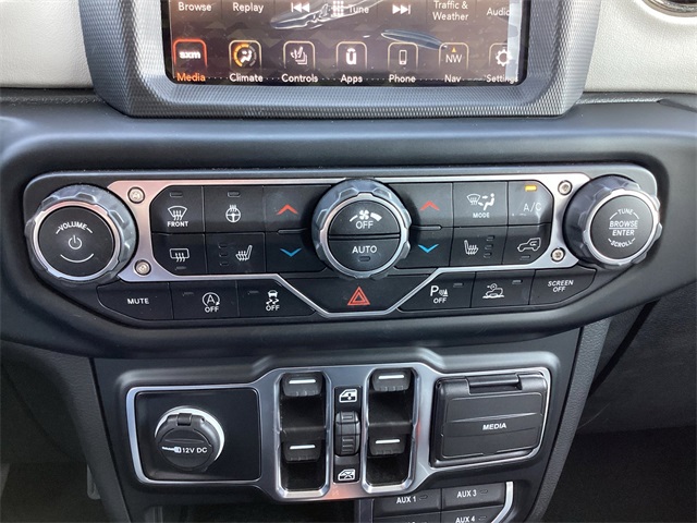 Used Car 2023 Jeep Gladiator  High Altitude For Sale Under $40,000 In San Antonio, Texas